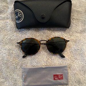 Ray-Ban Fleck round sunglasses